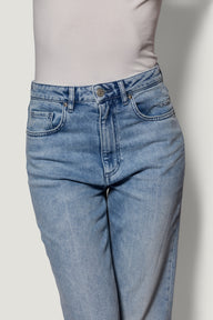 Carolyn 90s Ankle Denim - Vintage Blue